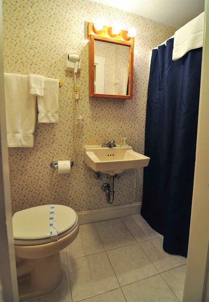 Beacon Inn 1750 Brookline Kültér fotó